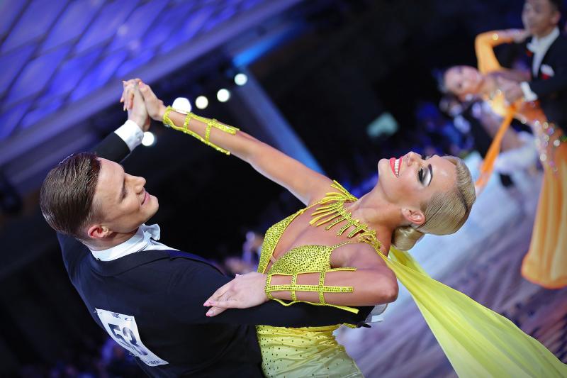 Спортивные танцы Александр Жиратков и Ирина Новожилова: «Чемпионат мира бывает только раз в году и нужно наслаждаться каждой минутой этого великолепного события»