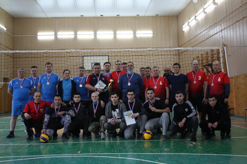 В Пятигорске прошел турнир по волейболу среди сотрудников межрайонного отдела вневедомственной охраны