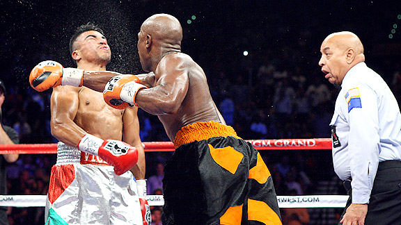 How Floyd Mayweather BURIED the Mexican Giant's Career!