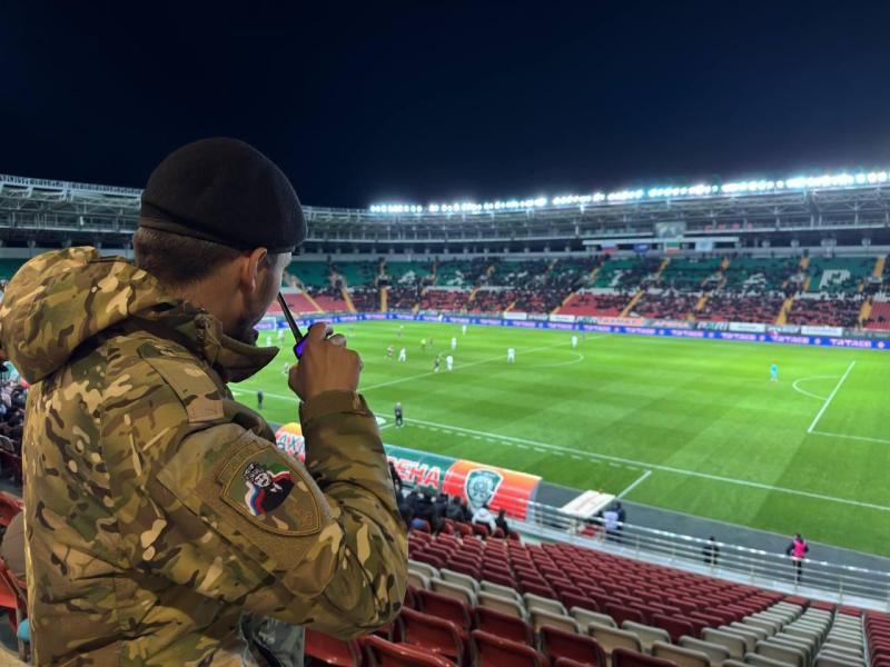 В ГРОЗНОМ РОСГВАРДИЯ ОБЕСПЕЧИЛА ПРАВОПОРЯДОК НА ФУТБОЛЬНОМ МАТЧЕ «АХМАТ»-«СПАРТАК-МОСКВА»